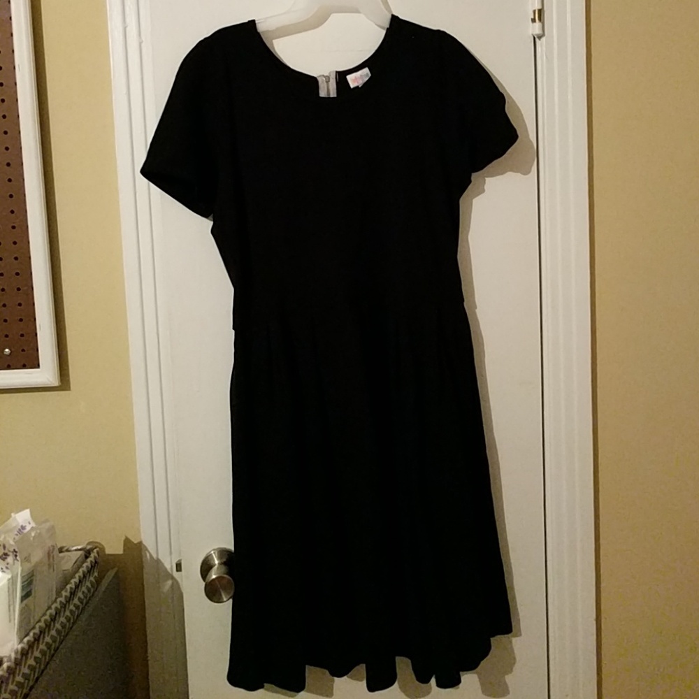 Solid Black Lulraroe Amelia EUC